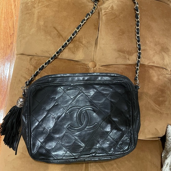 Vintage Chanel fringe bag - Picture 2 of 6